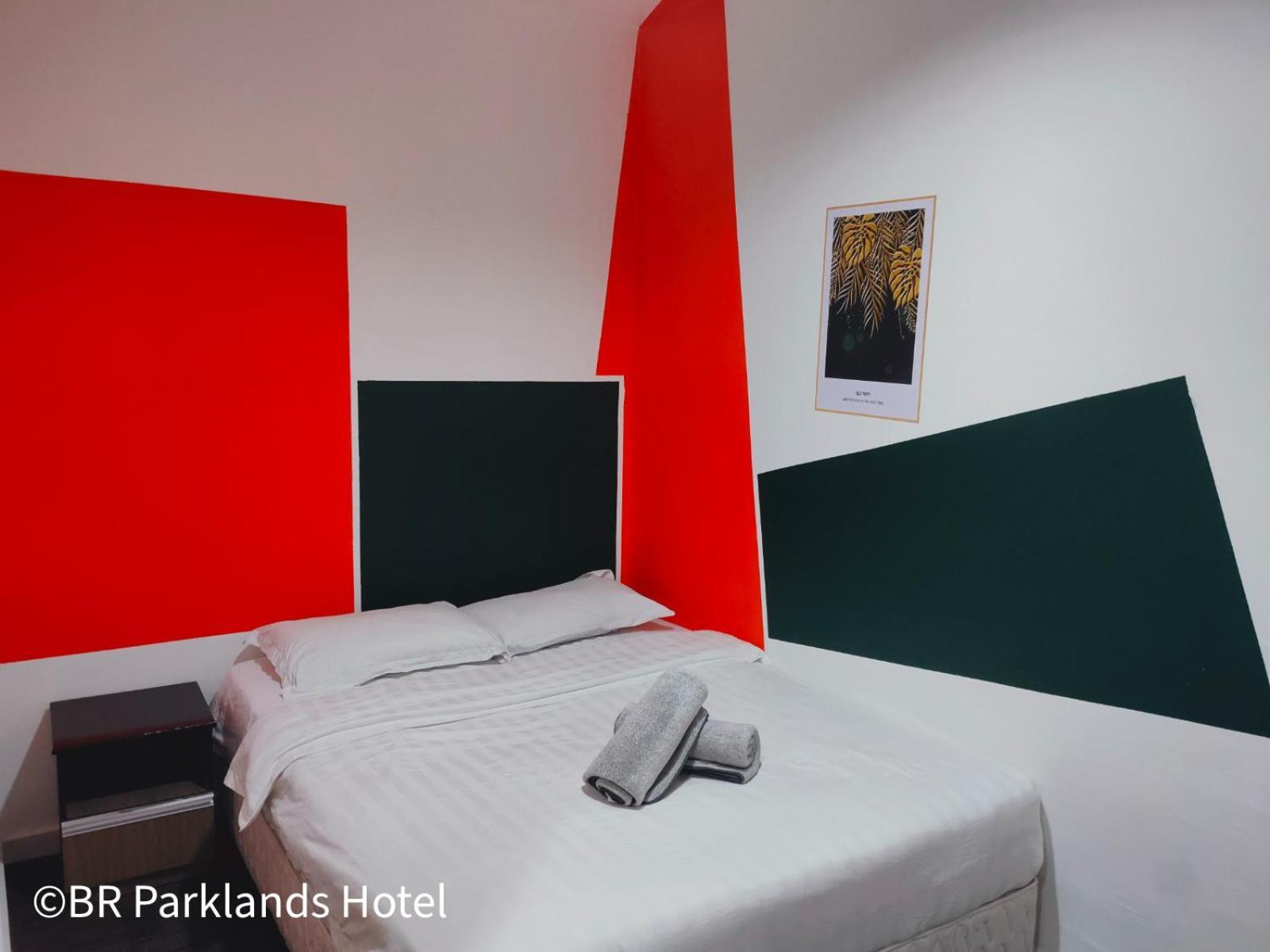 Br Parklands Hotel Кланг Екстериор снимка